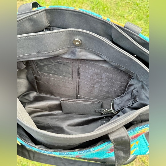 Pendleton Carry-All Bag - Picture 5 of 9